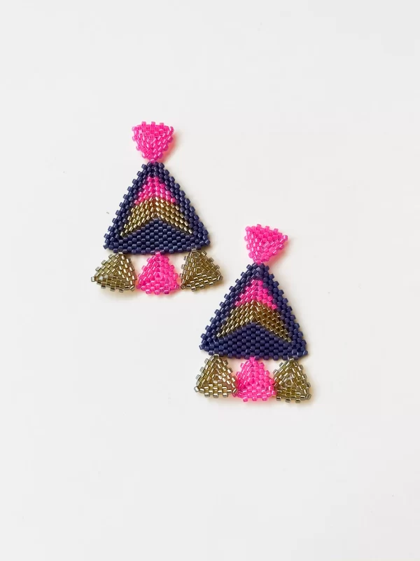ARETE TRIANGULO MORADO